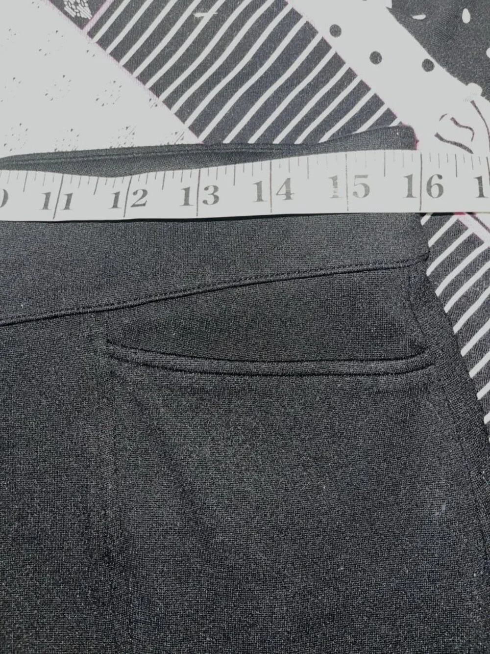 Chico’s Womens M 1 2 Piece Set Pull Up Pants Top Back White Comfort Casual - Picture 7 of 7